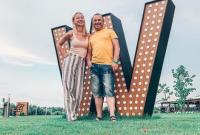 53-летний украинский певец ушел от жены к 25-летней любовнице