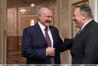 Лукашенко встретил Помпео шуткой о диктатуре в Беларуси