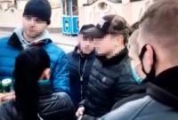 Чтобы не нарушал порядок: двое россиян в центре Киева избили парня