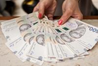 Получателям субсидий разрешили иметь 100 тысяч гривен в банке и дом селе