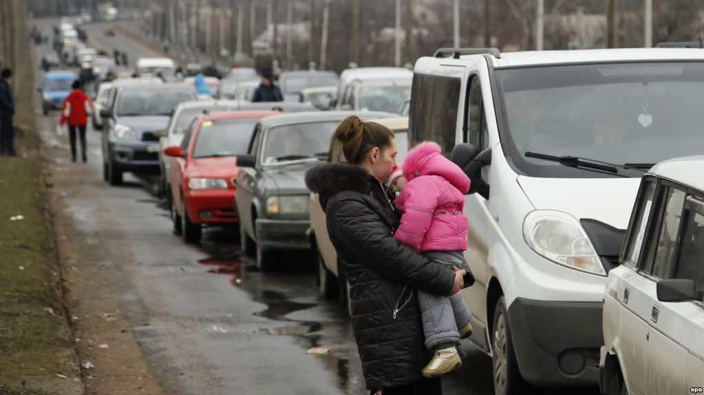 У «сірій зоні» на Донеччині постраждали двоє цивільних – ДПСУ