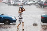 Синоптики предупреждают о сильных дождях и шквалах в Украине 30 июля