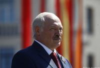 Лукашенко заявил об укреплении границы с Украиной из-за "бандитов, везущих оружие"