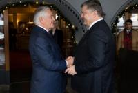 Порошенко рассказал, о чем говорил с Тиллерсоном