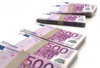 Нацбанк снова поднял курс евро