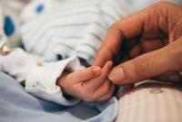 В России медсестра забыла салфетки в теле новорожденной девочки