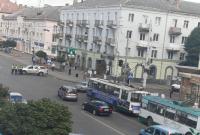 Захват заложников в Луцке: преступник заявил о еще одном захваченном автобусе с людьми