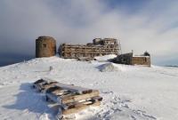 На горе Поп Иван Черногорский снежно и небольшой мороз