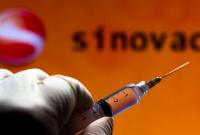 В Украину поступила китайская вакцина от коронавируса, которая имеет ряд побочных эффектов